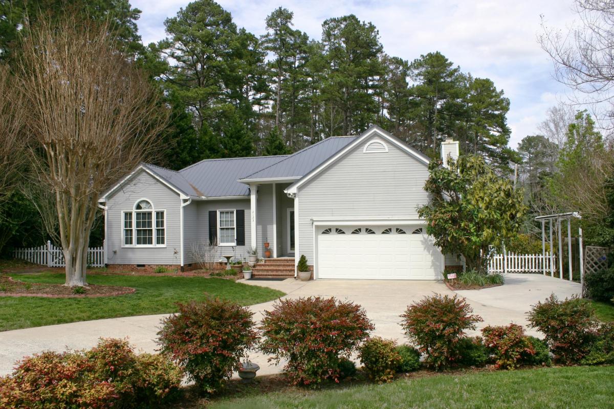 2123 Fountain Ridge Road - Chapel Hill, NC 2123 Fountain Ridge Road - Chapel Hill, NC
